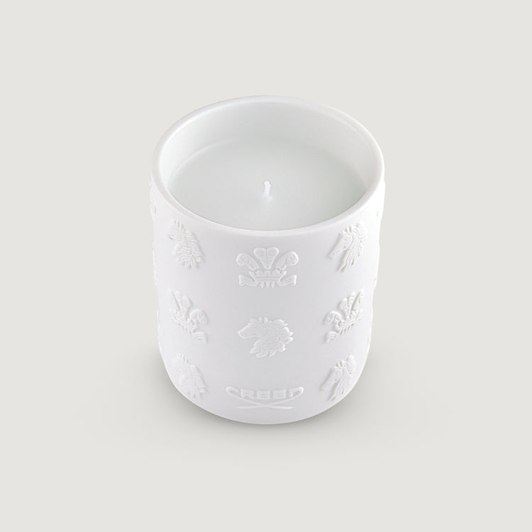 Aventus Candle
