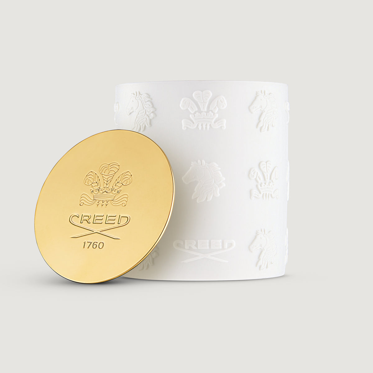 Aventus Candle