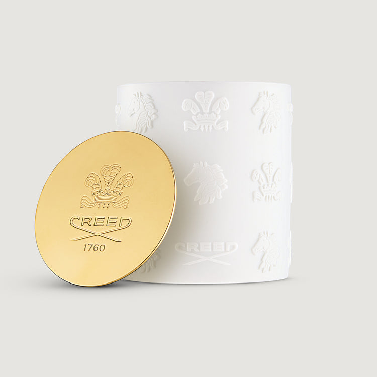 Aventus Candle